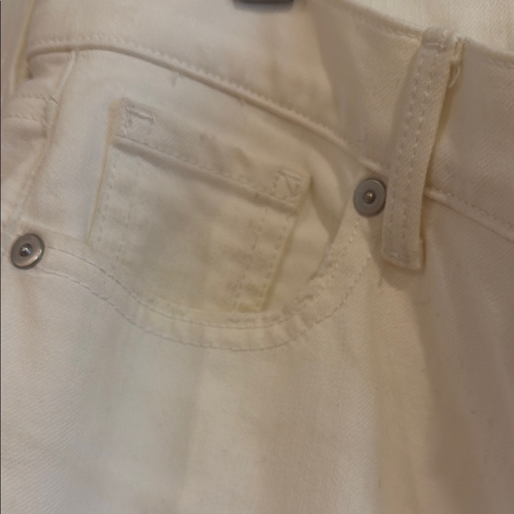 Banana Republic Women's white Jeans size 26 girlfriend fit - Picture 8 of 10